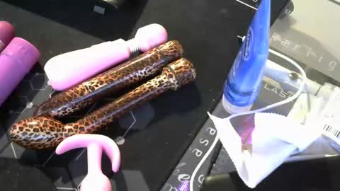 Snapshot of mentosgum chatting on 09.17.25 mentosgum online show from 09.17.25