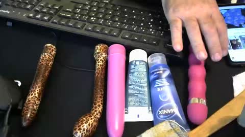 Snapshot of mentosgum chatting on 09.21.25 mentosgum online show from 09.21.25