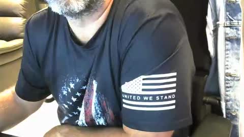 Snapshot of mentosgum chatting on 09.25.25 mentosgum online show from 09.25.25