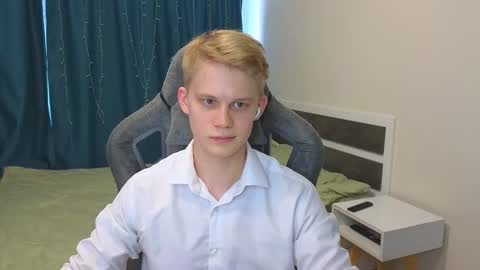 Mickey online show from 12.15.25