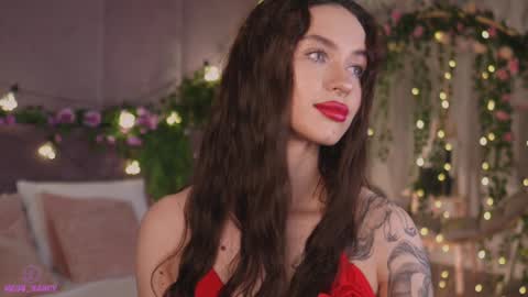 Heeyyooo Im Nans Subscribe to me I will be glad online show from 01.24.25