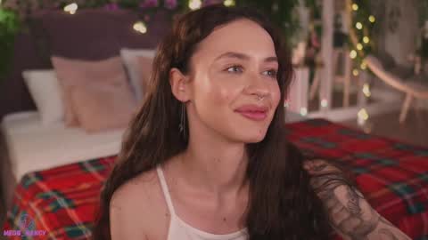 Heeyyooo Im Nans Subscribe to me I will be glad online show from 01.25.25