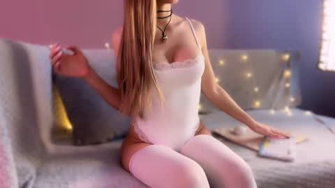 meowalice1 online show from 12.03.25