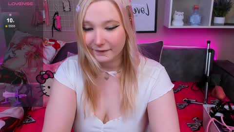 MeowkaKitty online show from 01.21.25