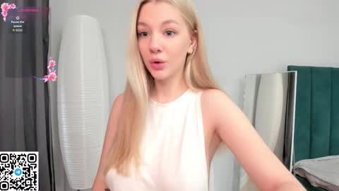 Monica online show from 10.13.25
