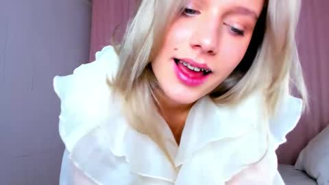 Lilu online show from 10.22.25