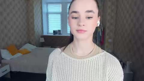 Julie online show from 10.28.25