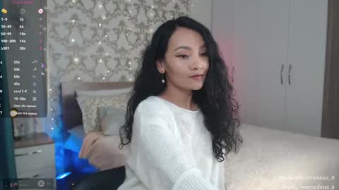 Snapshot of mercedesss_8 chatting on 12.11.24 Next show on 03 Dec online show from 12.11.24