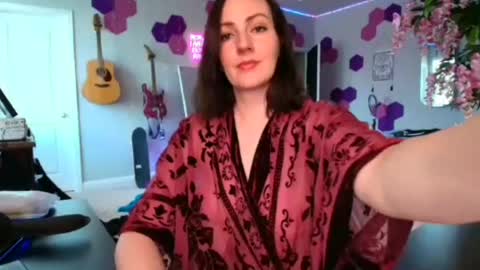 Snapshot of meredithbae chatting on 07.02.26 Meredith Bae online show from 07.02.26
