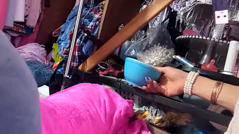 gurlnips online show from 12.05.25