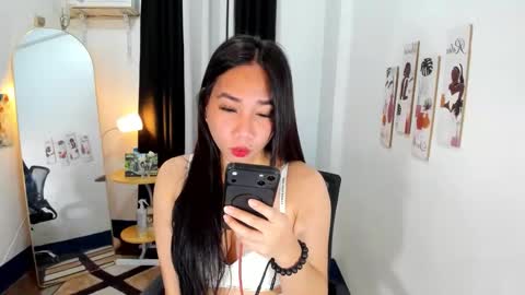 MereseLaurelTS online show from 04.22.26