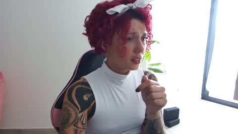 Miss Freckles online show from 04.15.26