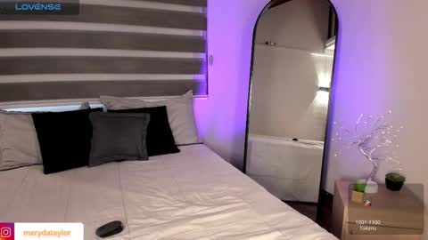 Snapshot of merida_taylor_ chatting on 01.07.26 Merida online show from 01.07.26