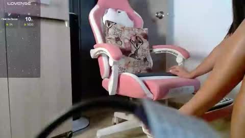 Snapshot of meridastonex chatting on 01.27.25 Merida online show from 01.27.25