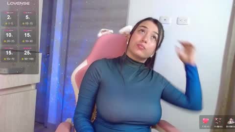 Snapshot of meridastonex chatting on 02.12.25 Merida online show from 02.12.25