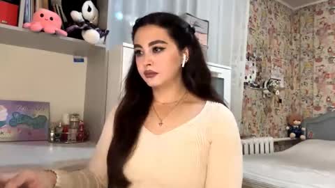 Enni online show from 11.13.25