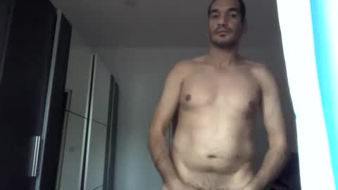 Snapshot of meroll3 chatting on 11.28.25 meroll3 online show from 11.28.25