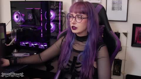 Snapshot of merrickmonroe chatting on 10.22.25 merrick monroe online show from 10.22.25