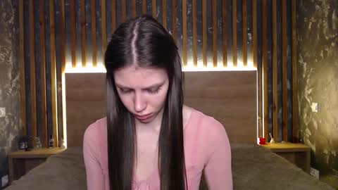 Emilia online show from 02.03.25