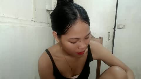 Snapshot of merryrose143 chatting on 04.04.26 merryrose143 online show from 04.04.26