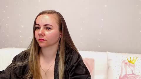 Snapshot of merycheris chatting on 04.30.26 Mery online show from 04.30.26