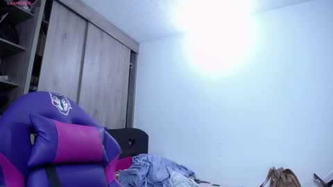 Snapshot of merylintiwg01 chatting on 02.19.25 M online show from 02.19.25