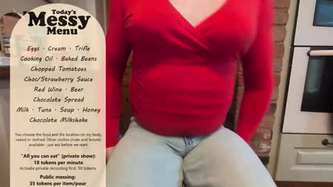 Snapshot of messyxdresser chatting on 02.10.26 messyxdresser online show from 02.10.26