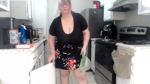 Mommy Jaxx online show from 12.12.24