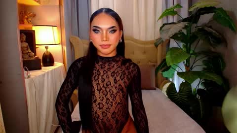 Snapshot of metawinathan chatting on 11.12.25 myka online show from 11.12.25