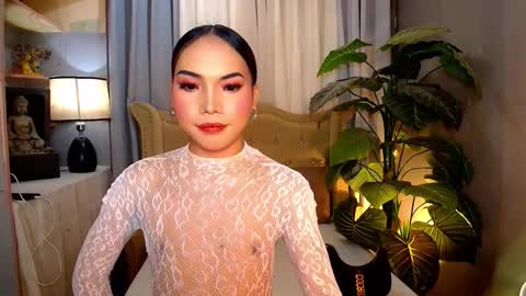 Snapshot of metawinathan chatting on 11.24.25 myka online show from 11.24.25