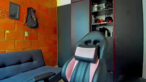 Snapshot of methodicxxx chatting on 11.02.25 xxxxxxxxxmethodicxxxxxxxxx online show from 11.02.25