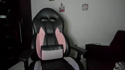 Snapshot of methodicxxx chatting on 11.20.25 xxxxxxxxxmethodicxxxxxxxxx online show from 11.20.25