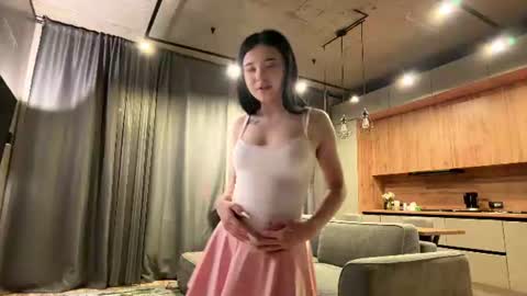 Snapshot of mewpuff chatting on 07.04.26 mewpuff online show from 07.04.26