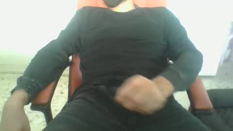 Snapshot of mexican19899 chatting on 12.22.25 jos online show from 12.22.25