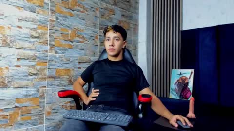 mexwilliams online show from 11.15.25