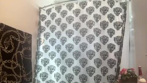 miaaheart online show from 04.17.26