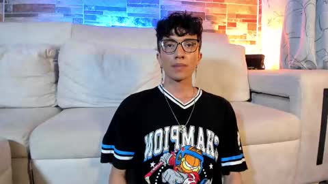 Snapshot of mhatias_ chatting on 02.05.26 MATHIAS online show from 02.05.26