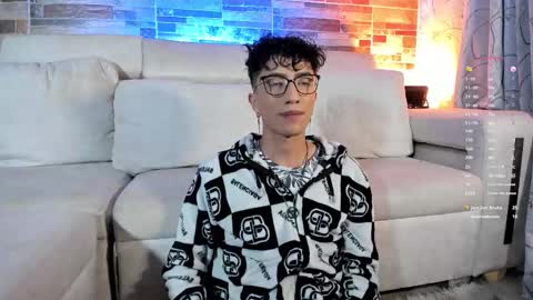 Snapshot of mhatias_ chatting on 02.06.26 MATHIAS online show from 02.06.26