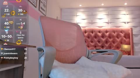 Snapshot of mhellissaw chatting on 12.26.24 melissa online show from 12.26.24