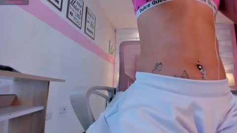 Snapshot of mhellissaw chatting on 10.30.25 melissa online show from 10.30.25