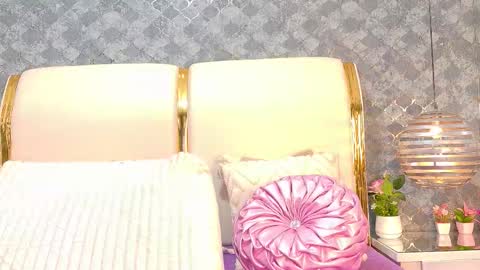 Snapshot of mhia_sweet chatting on 11.29.25 Mhia online show from 11.29.25