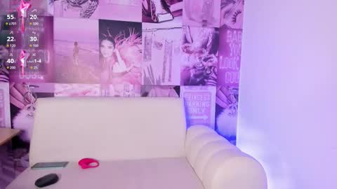 Snapshot of mia120923 chatting on 10.25.25 Mia online show from 10.25.25