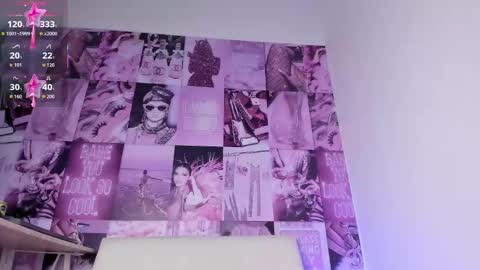 Snapshot of mia120923 chatting on 02.05.26 Mia online show from 02.05.26