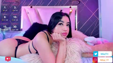 Mia online show from 12.05.25