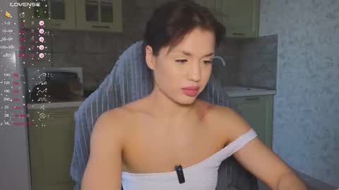 Mia online show from 02.07.26