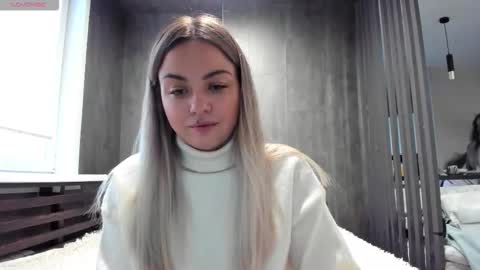 Mia online show from 11.11.25