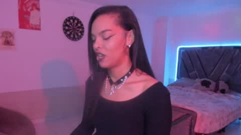 Mia Gates online show from 07.12.26