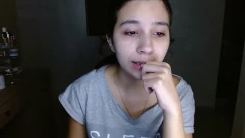 Mia online show from 07.04.26