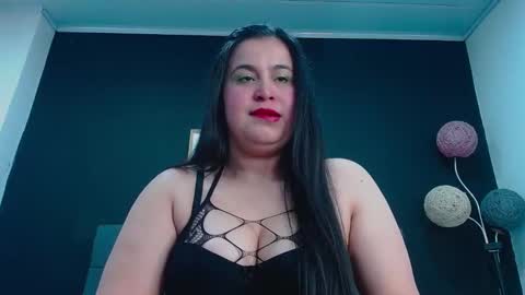 Snapshot of mia__xx1 chatting on 09.17.25 C A L L M E M I A online show from 09.17.25