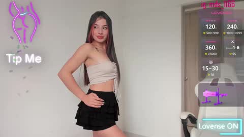 Mia adams  online show from 03.12.25